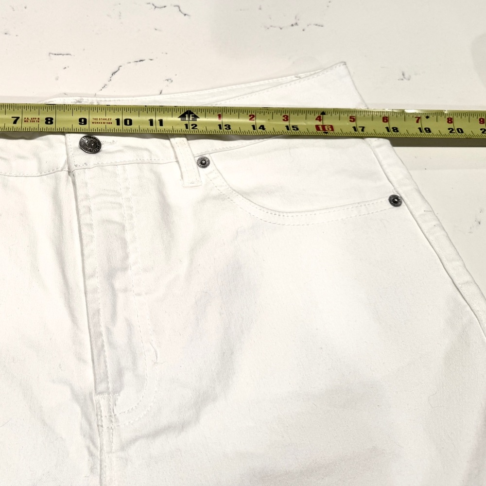 Frye Women’s High-Rise White Amari Cropped Jeans Size 12 NWOT - Picture 12 of 13